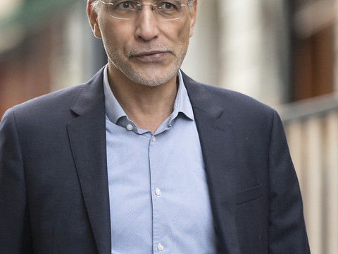 S'estimant calomnié, Tariq Ramadan veut faire payer un journaliste