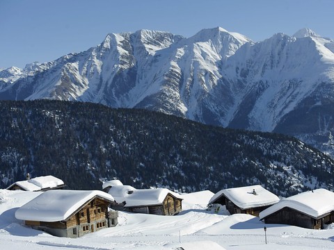 Les premiers flocons de neige sont tombés en montagne