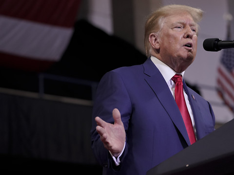 Biden fait campagne sur Truth Social, le réseau de Trump