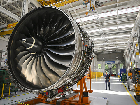 Le motoriste Rolls-Royce va supprimer jusqu'à 2500 emplois