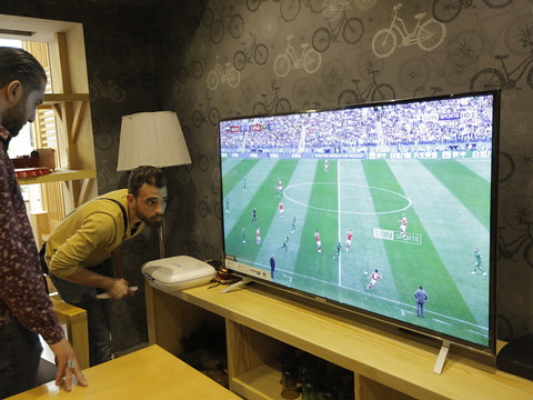 Le foot français essuie un échec dans la vente des droits TV