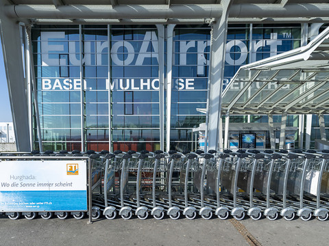 EuroAirport de Bâle-Mulhouse évacué après une alerte à la bombe