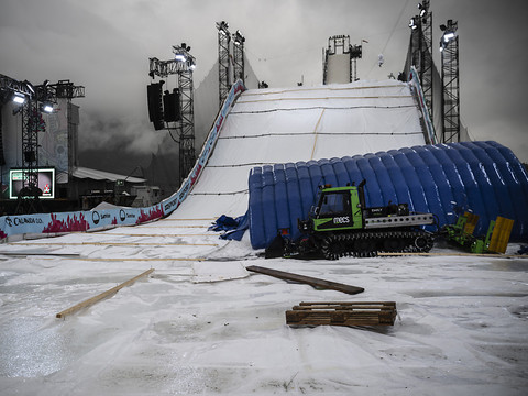 L'épreuve finale du Big Air est annulée, Gremaud en profite