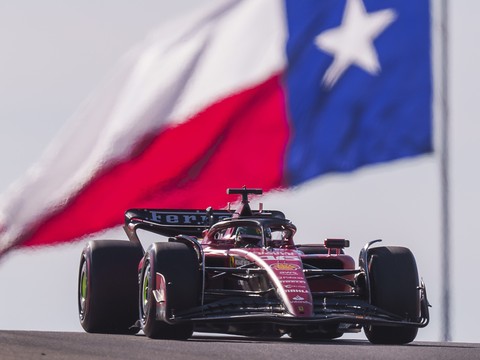 Verstappen à la faute, Leclerc en pole