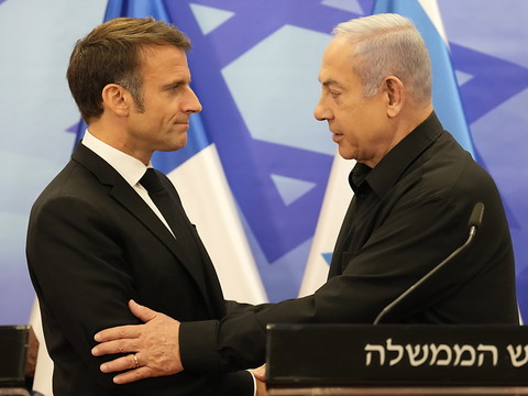 Macron propose une 