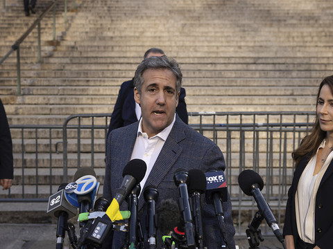 Retrouvailles au tribunal de Donald Trump et Michael Cohen