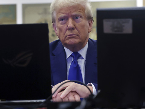 Trump devra donner son avis sur la retransmission de son procès