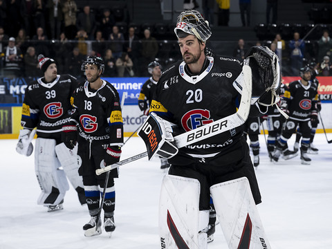 Reto Berra prolonge de deux ans à Fribourg
