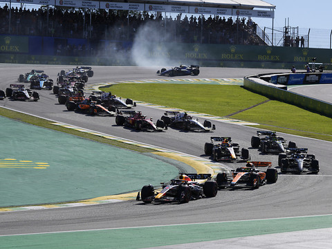 GP du Brésil: Verstappen sans rival dans le sprint