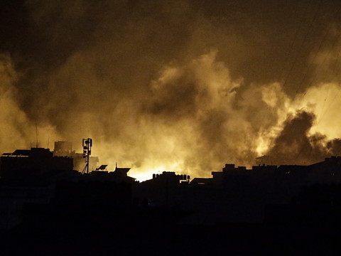 Combats acharnés à Gaza, Washington appelle à une pause humanitaire