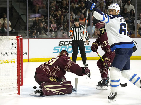 3e hat-trick en NHL pour El Nino, les Suisses en verve