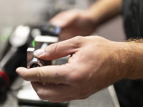 Le marché de l'emploi reste solide mais ralentit (KOF)