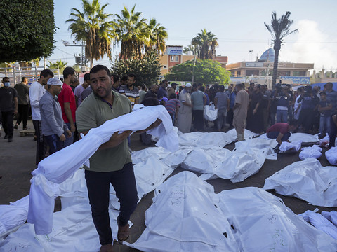 Gaza: Blinken promet plus d'aide pour Gaza 