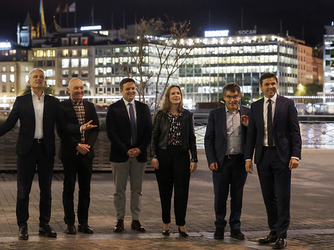 Les six candidats socialistes entament leur tournée suisse