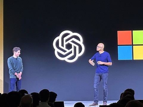 OpenAI (ChatGPT) lance ses robots conversationnels