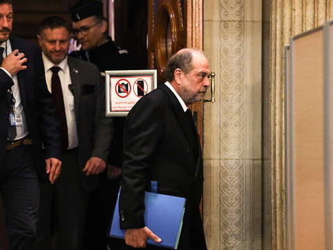 Eric Dupond-Moretti égal à lui-même face aux accusations 