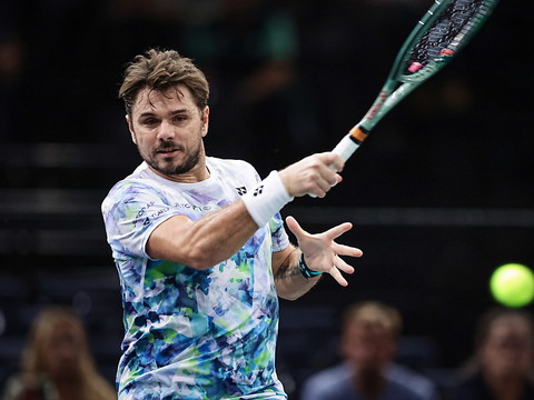 Blessé au mollet, Wawrinka abandonne