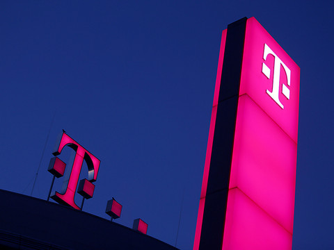Deutsche Telekom relève ses attentes