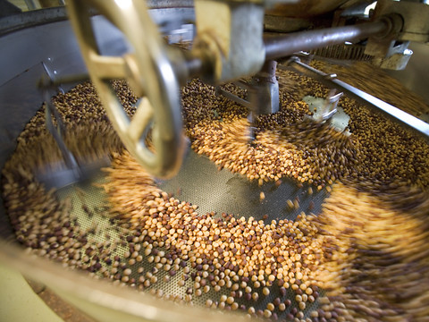Lindt & Sprüngli en porte-à-faux avec les chocolatiers italiens
