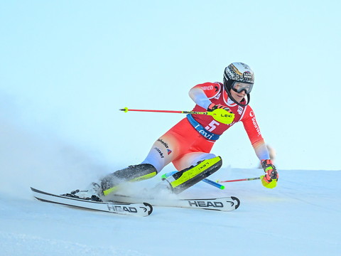 Slalom de Levi: Holdener 8e, Shiffrin s'impose