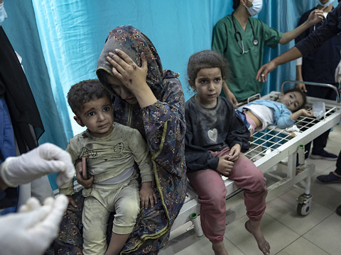 Les hôpitaux de Gaza sont pris au piège des combats