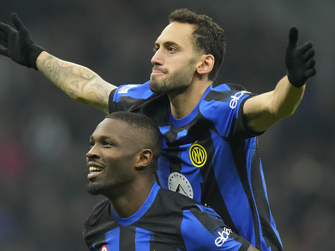 Dimarco foudroie Frosinone, l'Inter repasse en tête