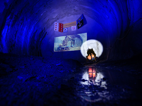 Après cinq ans de travaux, le tunnel des Evouettes est percé