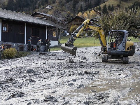 Plusieurs jours de déblaiement nécessaires à Champéry (VS)