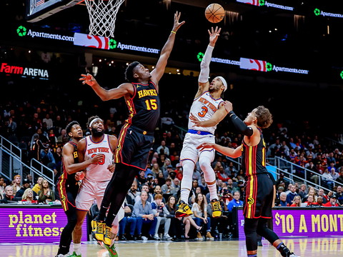 Une soirée à oublier pour Clint Capela et les Hawks