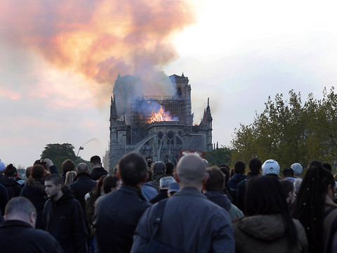 Avant Noël, retour de la silhouette de la flèche de Notre-Dame
