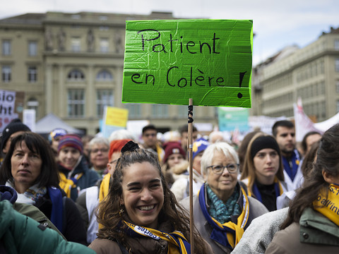 Les physiothérapeutes manifestent à Berne