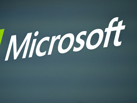 Microsoft annonce embaucher l'ancien patron d'OpenAI Sam Altman