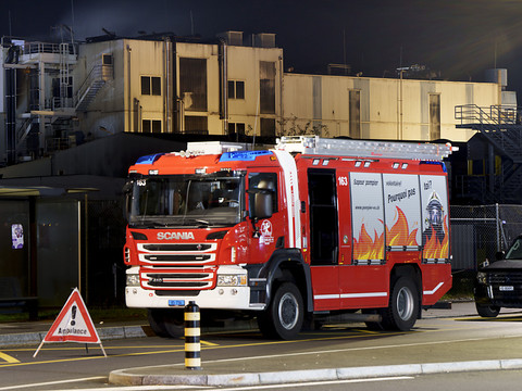 Un feu ravage l'entreprise Bachem à Vionnaz (VS)
