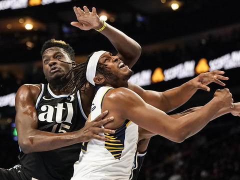 Les Hawks dans le dur