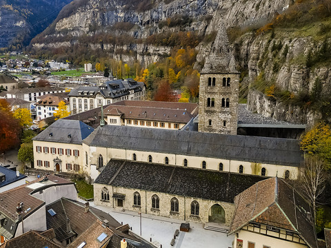Abbaye de Saint-Maurice: Le père-abbé par intérim quitte son poste