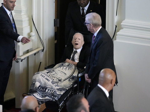 L'Amérique rend hommage à l'ex-Première dame Rosalynn Carter