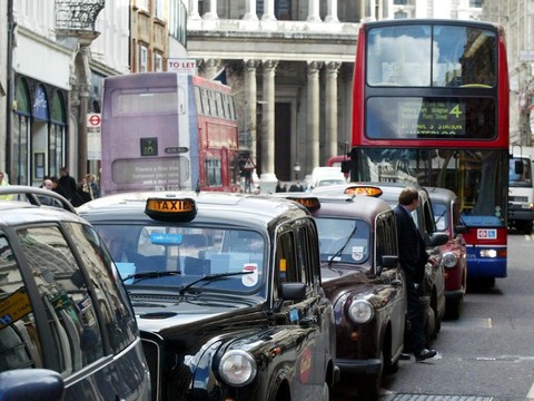 Uber s'ouvre aux célèbres taxis londoniens