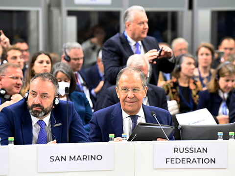 L'OSCE réunie à Skopje, entre boycotts et vitupérations russes