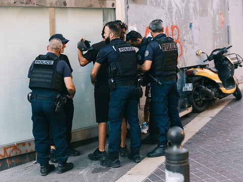 Projet d'attentat à Marseille: peines de 24 et 28 ans de réclusion