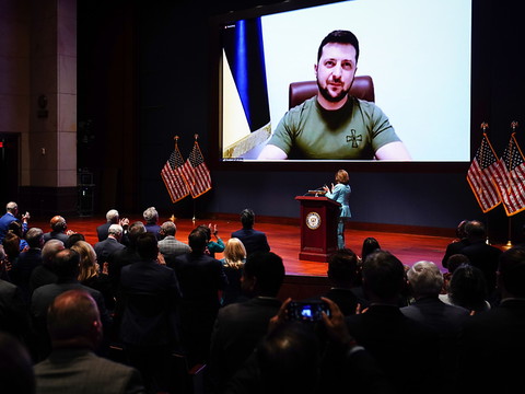 Zelensky annule son discours devant le Congrès américain