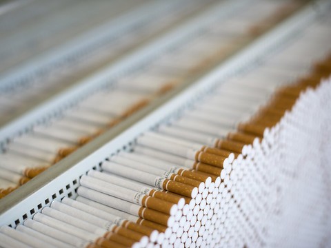 BAT plombé par une charge sur ses marques de cigarettes américaines