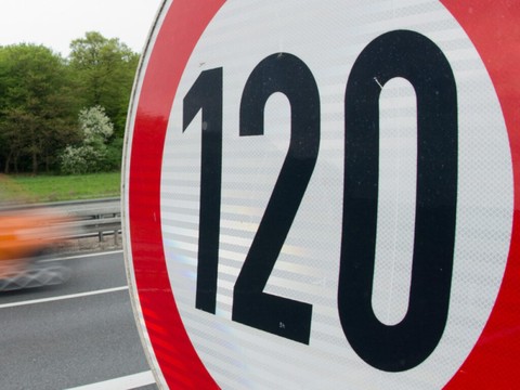 Un chauffard à plus de 300 km/h sur l'autoroute près de Rubigen
