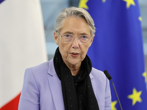 Budget 2024: nouveau 49.3 de la première ministre française