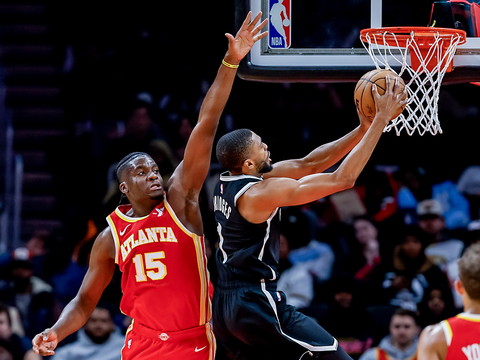 Privé de Capela, Atlanta s'incline à Cleveland