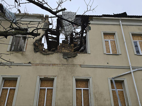 L'armée ukrainienne abat un missile et 20 drones dans la nuit
