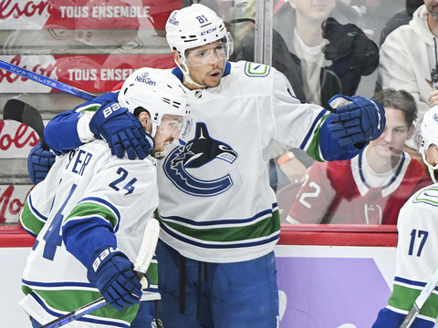 Une série vertueuse pour Pius Suter et les Canucks