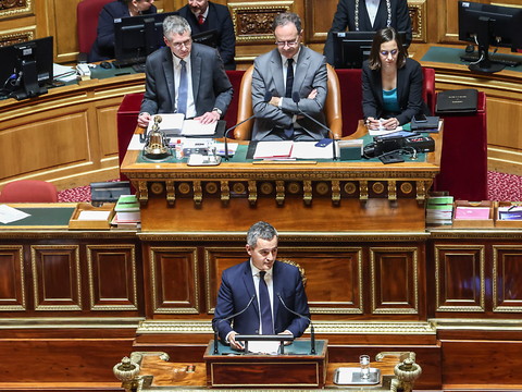 Loi immigration: députés et sénateurs parviennent à un accord