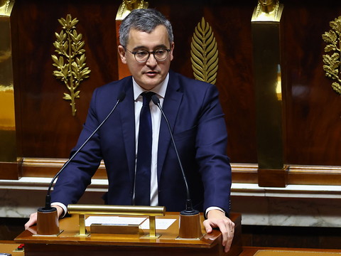 Le Parlement adopte définitivement le projet de loi immigration