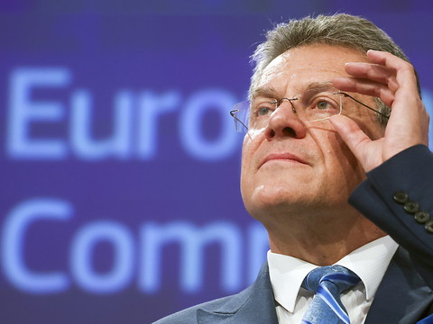 Bruxelles adopte un projet de mandat pour négocier avec Berne