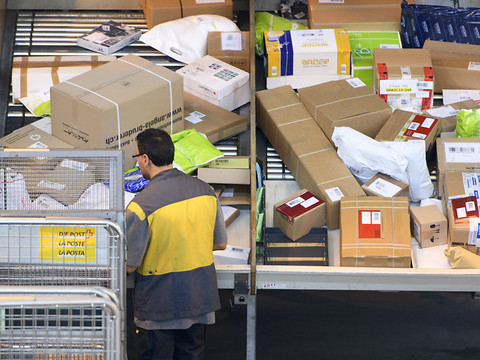La poste a traité près de 22 millions de colis en un mois